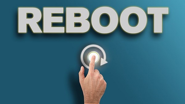 Reboot được định nghĩa là quá trình khởi động lại một thiết bị điện tử